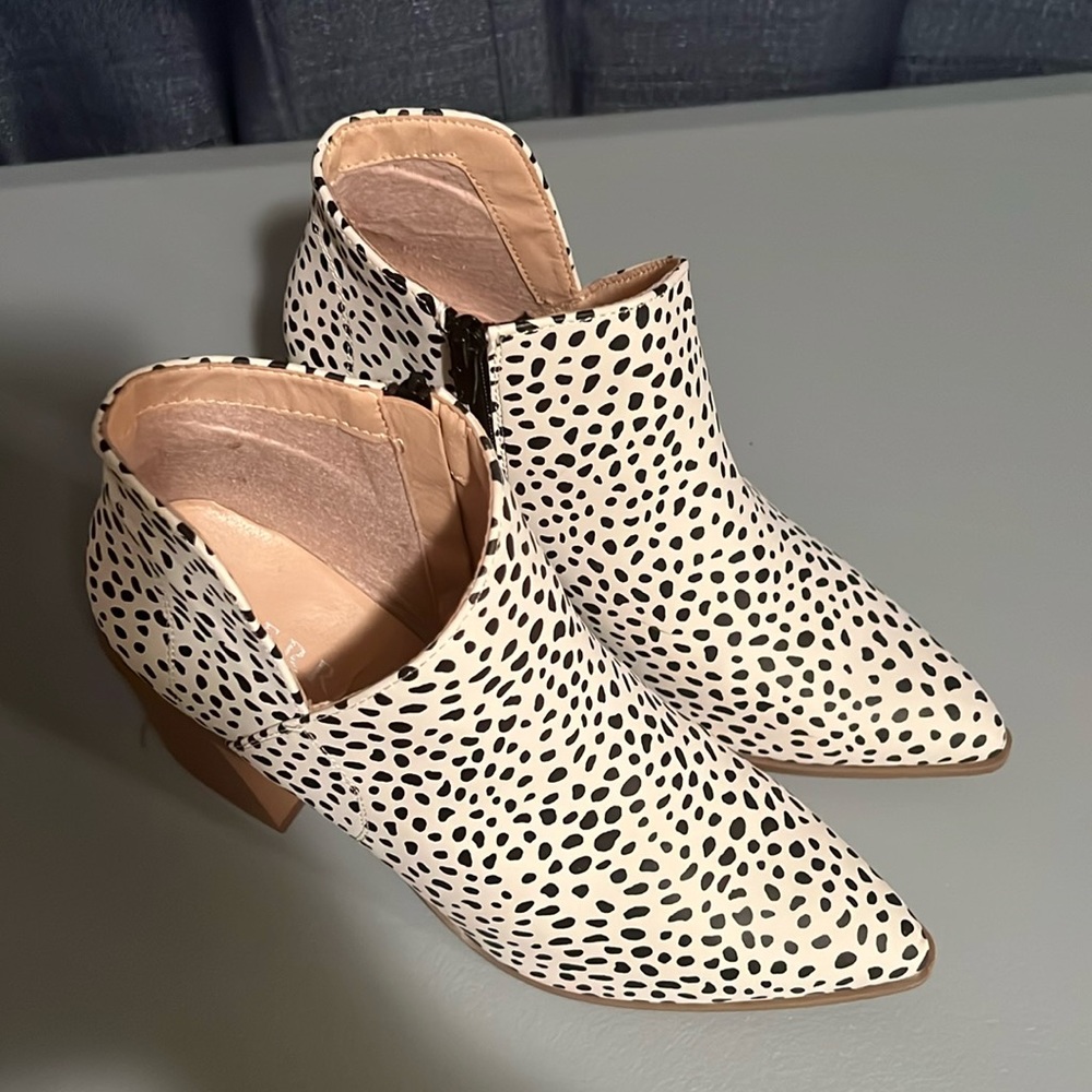 Womens shoes